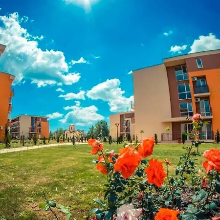 Pool View, 2 Bedroom Apartman