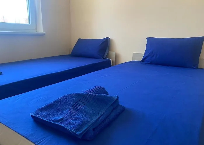 Pool View, 2 Bedroom *