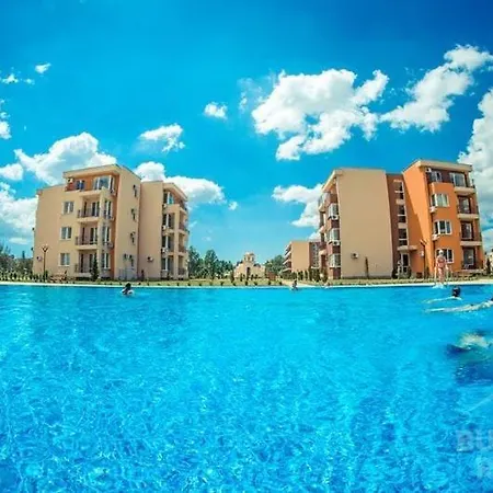 Pool View, 2 Bedroom דירה סאני ביץ'