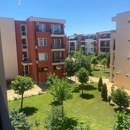 Pool View, 2 Bedroom דירה