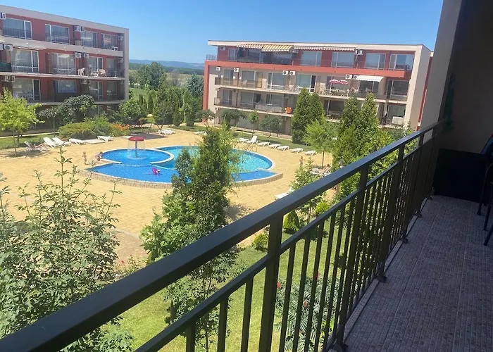 דירה Pool View, 2 Bedroom *