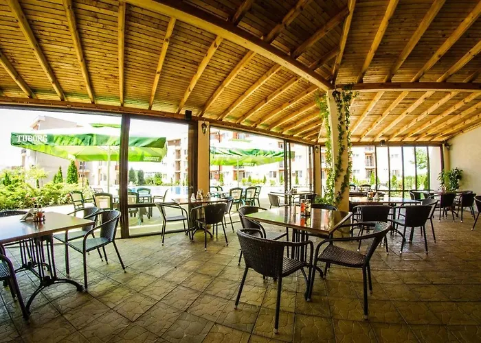 דירה Pool View, 2 Bedroom סאני ביץ'